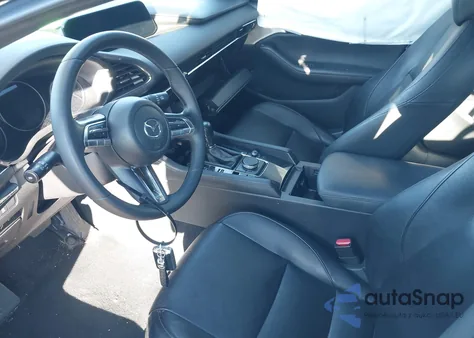 2020 Mazda Mazda3 Premium Package z USA, uszkodzony, nr VIN JM1BPBNM3L1154700